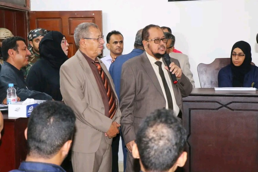 رئيس مجلس القضاء الأعلى ووزير العدل يدشنان المحاكمات الصورية لطلاب المعهد العالي للقضاء بعدن