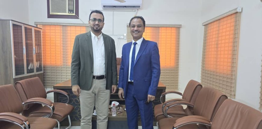 باعوم يسلم رئيس هيئة الأراضي  العولقي ملفًا موثقًا بوقائع فساد جسيم في أراضي الدولة بعدن