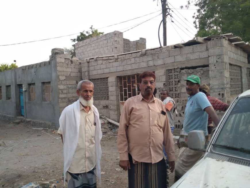 خنفر .. بتعليمات وإشراف من مدير مؤسسة الكهرباء استبدال اسلاك كهربائية منتهية مسافة 900 متر بمبلغ 4 مليون ريال يمني