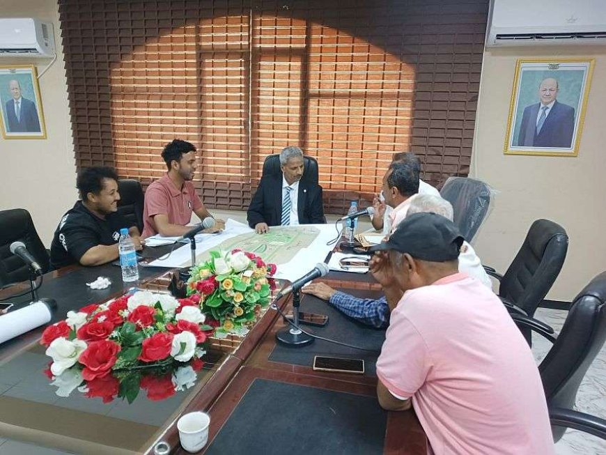 إقرار مناقصة مشروع حديقة وملاهي لحج الكبرى واستعراض المخططات الهندسية