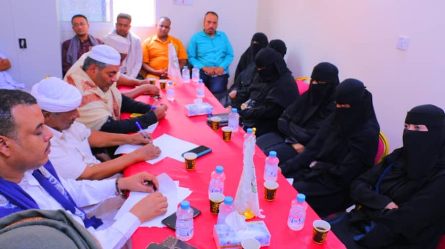 النائب الأول والأمين العام لمؤتمر حضرموت الجامع يؤكدان من تريم المضي قدمًا في تبنّي مطالب أبناء حضرموت حتى تحقيقها
