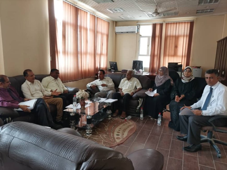 كلية العلوم الإدارية بجامعة عدن تُواصل تحضيراتها لعقد ملتقاها العلمي الأول