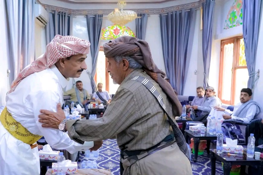 مظاهر استقبال المحافظ بن الوزير... التفافٌ شعبيٌّ متزايد يُعزّز نجاح جهوده في تحقيق الاستقرار والتنمية