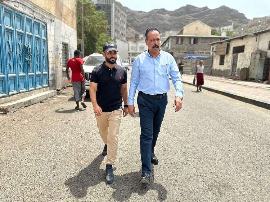 رئيس صندوق صيانة الطرق يتفقد طرق مديرية صيرة بعدن