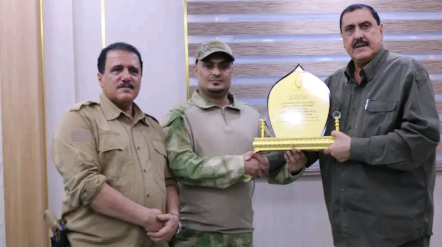 مدير أمن العاصمة عدن يكرّم قائد قوات الطوارئ والدعم الأمني تقديرًا لجهوده الأمنية