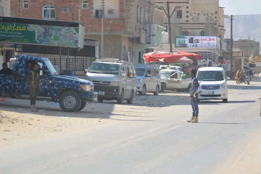 شرطة مديرية حورة ووادي العين تضبط متهماً بسرقة معدات من مدرسة الكفاح