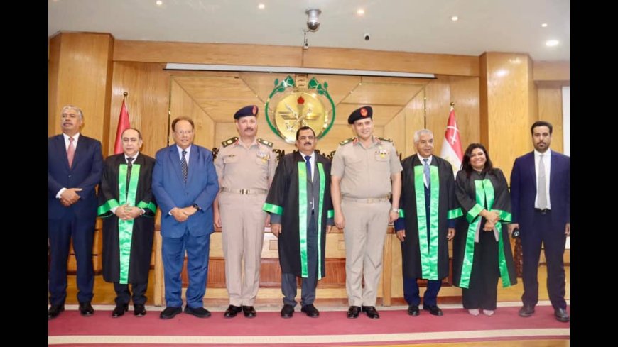 الفضلي يهنئ الفريق الداعري بمناسبة نيله درجة الدكتوراه بمرتبة الشرف الأولى من الأكاديمية العسكرية بمصر