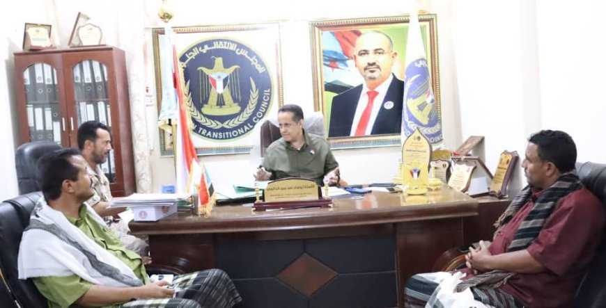 رئيس انتقالي لحج يلتقي برئيسي تنفيذتي طور الباحة والمضاربة لمناقشة التحديات والنجاحات الأمنية
