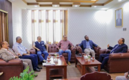 وزير النقل يبحث مع قيادة الغذاء العالمي بعدن أوجه التنسيق المشترك
