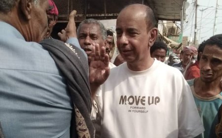 الشدادي ينفذ نزولًا ميدانيًا إلى سوق زنجبار لضبط الأسعار ومراقبة التزام التجار بالتسعيرة الجديدة