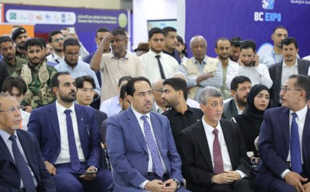 وزيرا "الشباب والرياضة" و "التجارة والصناعة" يفتتحان معرض نادي رجال الأعمال