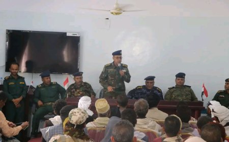 شرطة تعز تعقد اجتماعاً موسعاً مع عقال القرى ووجاهات وأعيان مديرية جبل حبشي