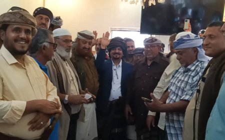 تنصيب الدكتور احمد يسلم الداؤودي شيخا لقبيلة "آل داؤود" بيافع كلد خلفا للشيخ الراحل علي سالم