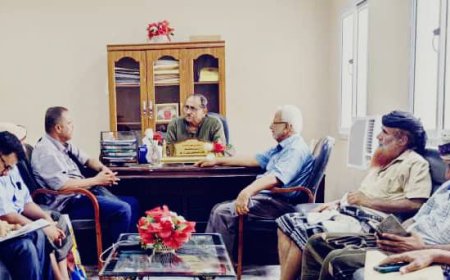 أمين عام محلي لحج يبحث مع مدير الشباب الجديد سُبل إنعاش القطاع الرياضي بالمحافظة