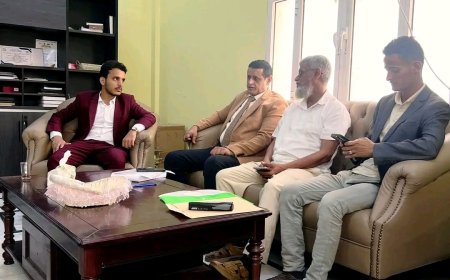 الإتحاد العام لطلاب جامعة عدن يزور عمادة كليتي الطب والعلوم الصحية والصيدلة