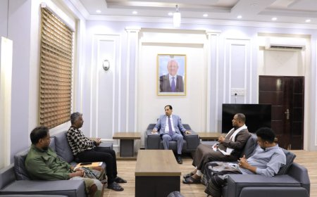 "البكري" يؤكد دعم مشاركة نادي تضامن حضرموت في بطولة "أندية أبطال الخليج لكرة القدم"