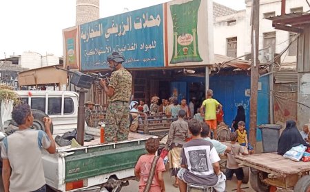 مأمور خنفر اليوسفي يواصل نزوله للمحلات التجارية لضبط الاسعار بجعار