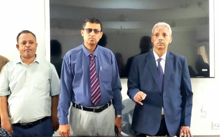 محافظ لحج ومدير عام مكتب الصحة يتفقدان المعهد الصحي ويشددان على استمرار العملية التعليمية بالمعهد 