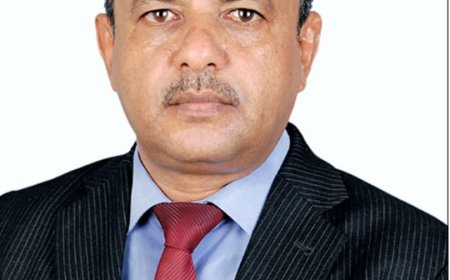 رئيس قطاع التلفزيون قناة عدن الفضائية يعزي في وفاة الدكتور وائل مصطفى شكري