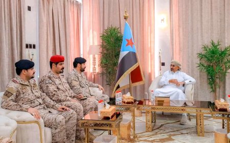 الرئيس الزُبيدي يستقبل مساعد قائد قوات الواجب 802 السعودية