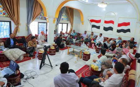 منتدى المقاومة يستضيف الكاتب الصحفي والدبلوماسي "جمال أنعم" للحديث عن واقع وآفاق المقاومة الشعبية