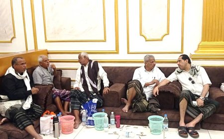 لحج.. قيادات رفيعة تقدم واجب العزاء في رحيل الدكتور وائل شكري