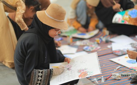 تعز تحتفي بفن السلام.. 70 طالبة يتنافسن في مسابقة دولية للرسم