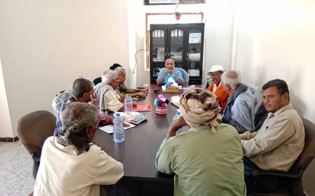 بإشراف ورئاسة مدير عام الشؤون الاجتماعية.. الهيئة التنفيذية للجمعية التعاونية لتسويق المنتجات الزراعية والخدمات بأبين تعقد اجتماعها الدوري