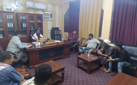 مدير عام خنفر ومدير عام الصناعة والتجارة بأبين يلتقيان بملاك محطات المياه خنفر زنجبار 