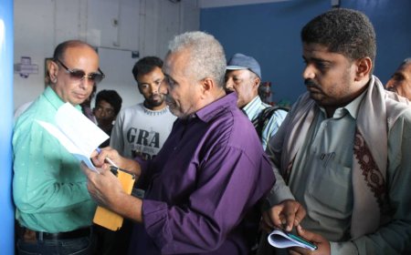 أبين: السلطة المحلية بزنجبار تشنّ عمليات رقابية مكثفة لضبط نزول الأسعار لترجمة انخفاض العملة الأجنبية واستقرار السوق