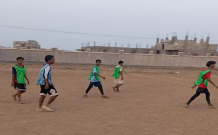 جهود مكتب الشباب والرياضة تُمكّن ناشئي الشرارة من استئناف تدريباتهم بملعب حمدين صالح