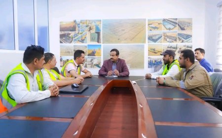 المحافظ بن الوزير يتفقد التجهيزات النهائية لبدء التشغيل التجريبي لمشروع الطاقة الشمسية