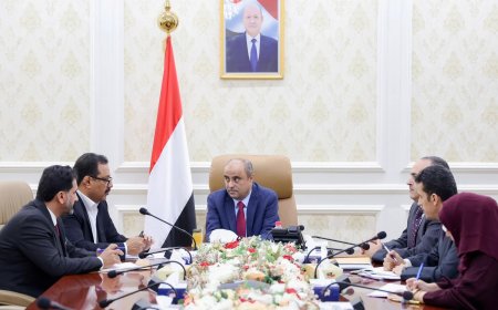 رئيس مجلس الوزراء يلزم شركة الغاز بتخفيض الأسعار بما يتوافق مع تحسن صرف العملة الوطنية