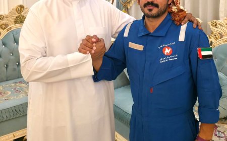 من حضرموت إلى الإمارات على ظهر الجمل.. لقاء بين رمزين من رموز التراث اليمني