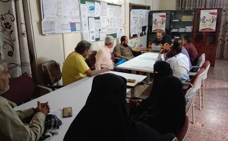 مدير عام مكتب الصحة بأبين يناقش برامج الرعاية الصحية الأولية ويؤكد على تعزيز العمل المشترك