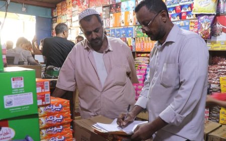 نزول ميداني لمكتب التجارة بخنفر لمتابعة التزام التجار بالأسعار الرسمية