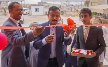 بتمويل إماراتي.. محافظ شبوة يفتتح قسم فحص الأنسجة في مختبرات الصحة