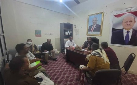 لجنة المناقصات، تقر تنفيذ عدد من المشاريع في قطاع الصرف الصحي بمدينة قعطبة