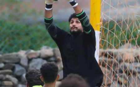 عمار قحطان الناخبي أفضل حارس في بطولة الفقيد الناخبي بيافع 