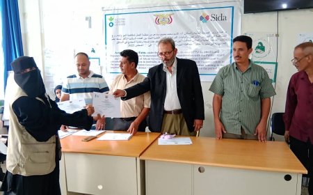 مدير صحة أبين يختتم الدورة التنشيطية لمتطوعات صحة وتغذية المجتمع على المنهجية الجديدة