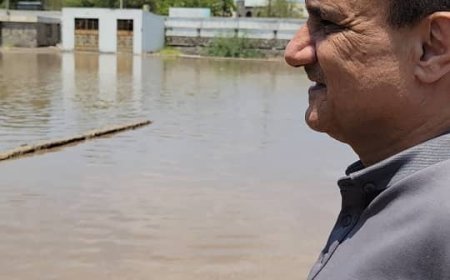 مدير عام دارسعد يتابع الأضرار التي خلفتها مياه الأمطار ويقود مجهودات أعمال شفطها بالمديرية