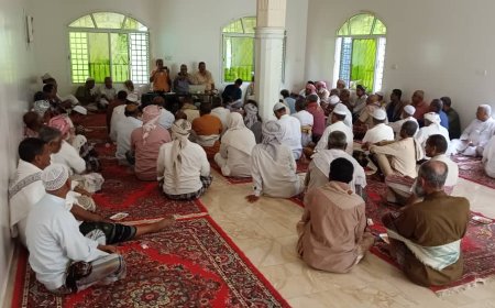 انعقاد اللقاء السنوي لخريجي العام الدراسي 88 /1989 بثانوية سيؤون