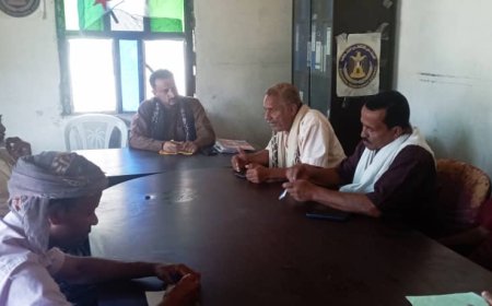 تنفيذية انتقالي المسيمير تعقد اجتماعها الدوري ، وتقف أمام الاضرار التي خلفتها مياه الأمطار والسيول في المديرية