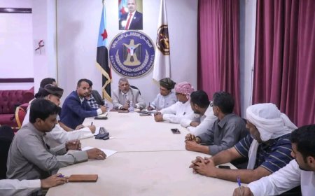 فريق التوجيه والرقابة الرئاسي يعقد لقاءً بالهيئة التنفيذية لانتقالي المهرة