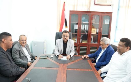 الأمين العام لمحلي حضرموت يلتقي وكيل وزارة السياحة ويؤكد اهمية الشراكة للنهوض بالقطاع السياحي