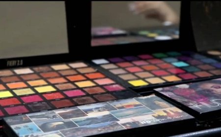 من الرّسم إلى التجميل.... أريج ترسم طريق نجاحها الخاص في عدن