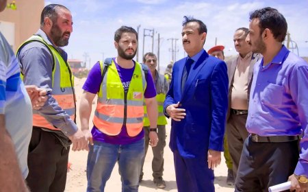 المحافظ بن الوزير يشيد بنجاح التشغيل التجريبي لمشروع الطاقة الشمسية في شبوة