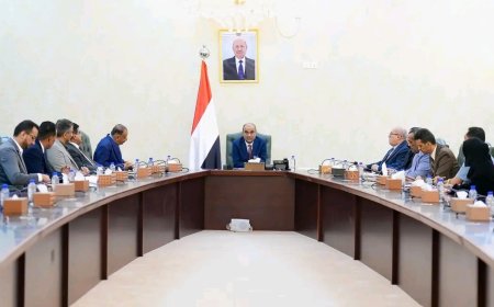 رئيس الوزراء يترأس اجتماعاً لمناقشة أضرار السيول ويؤكد على تضافر الجهود لمواجهة التغيرات المناخية