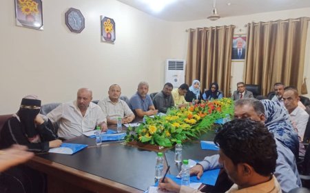 ندوة توعوية نظمتها وزارة الصحة لموظفي هيئة المواصفات حول اللوائح الصحية