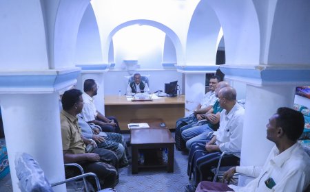 مدير عام مديرية تريم يستقبل المهنئين بمناسبة تكليفه مديراً عاماً للمديرية